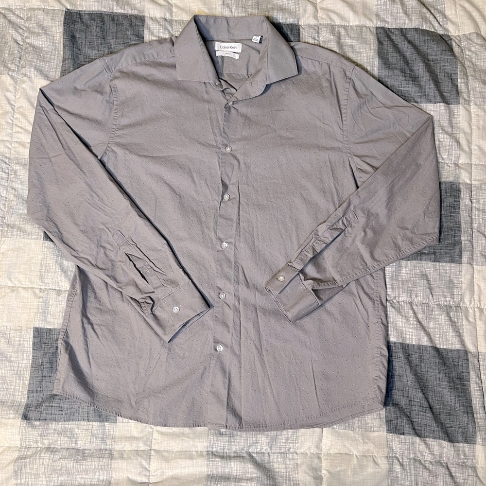 Calvin Klein Men's Casual Gray Button Down Shirt